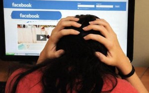 cyberbulli-bullismo-web-facebook-violenza-social